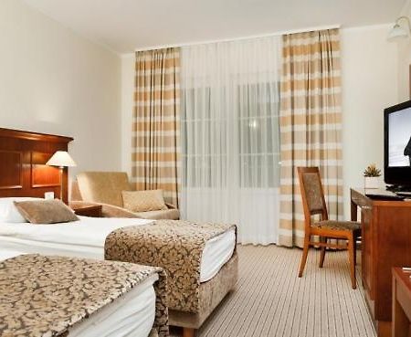 Hotel Cateski Dvorec Catez ob Savi Ngoại thất bức ảnh