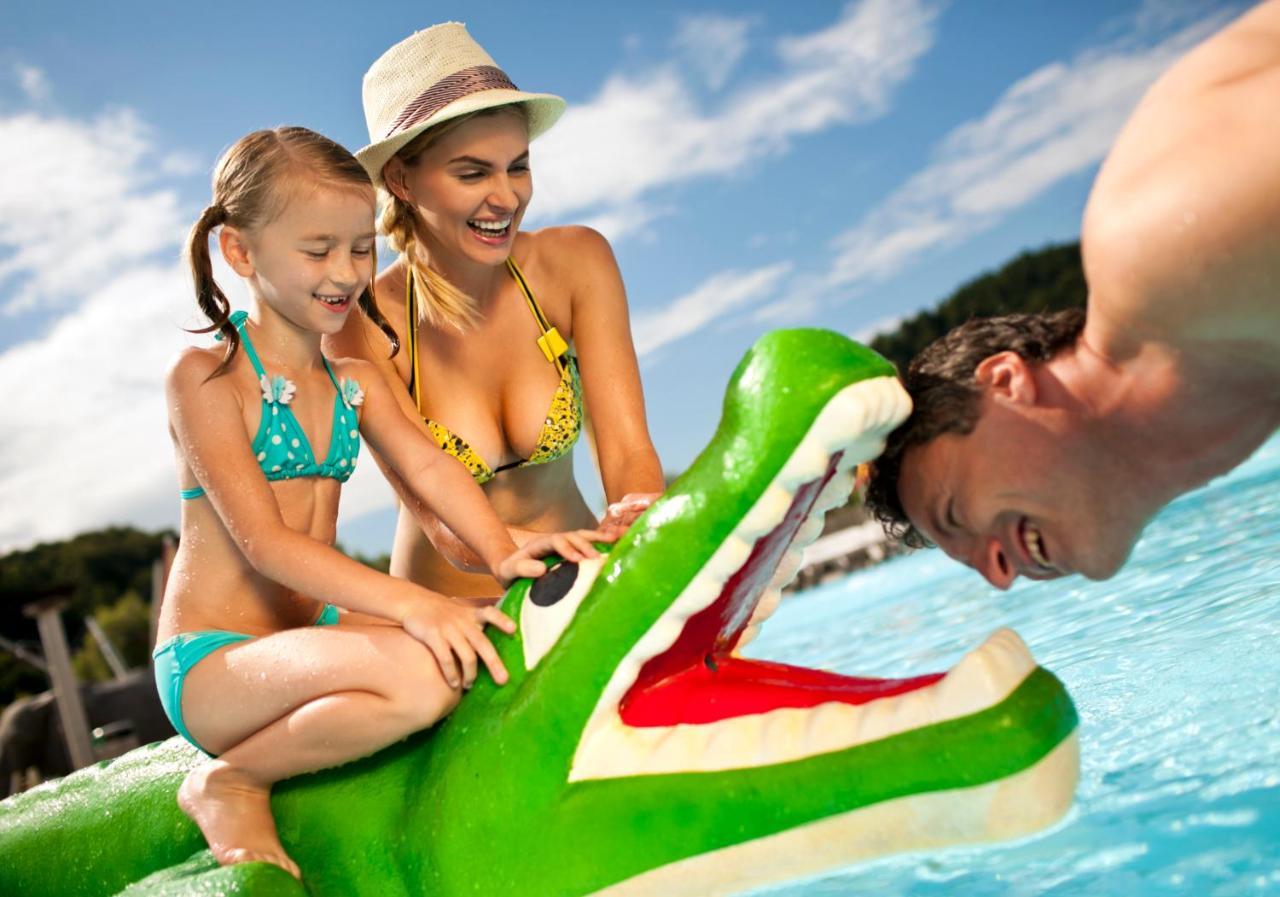 Hotel Cateski Dvorec Catez ob Savi Ngoại thất bức ảnh